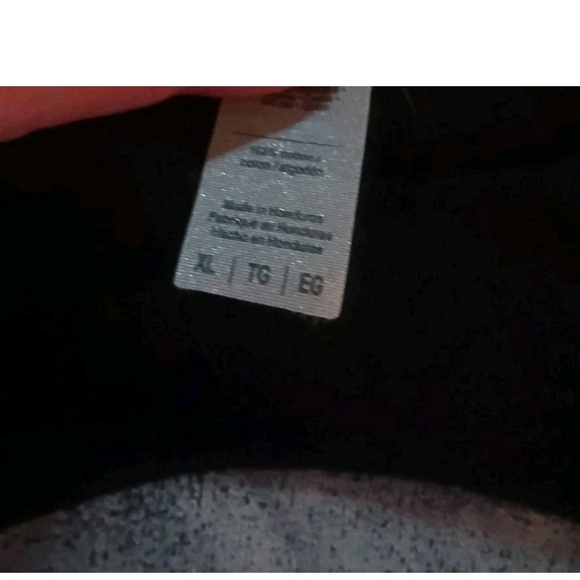 3 For $15 Sale NASA SpaceX Dragon Astronaut T-Shirt Black Mens XL - Picture 3 of 3